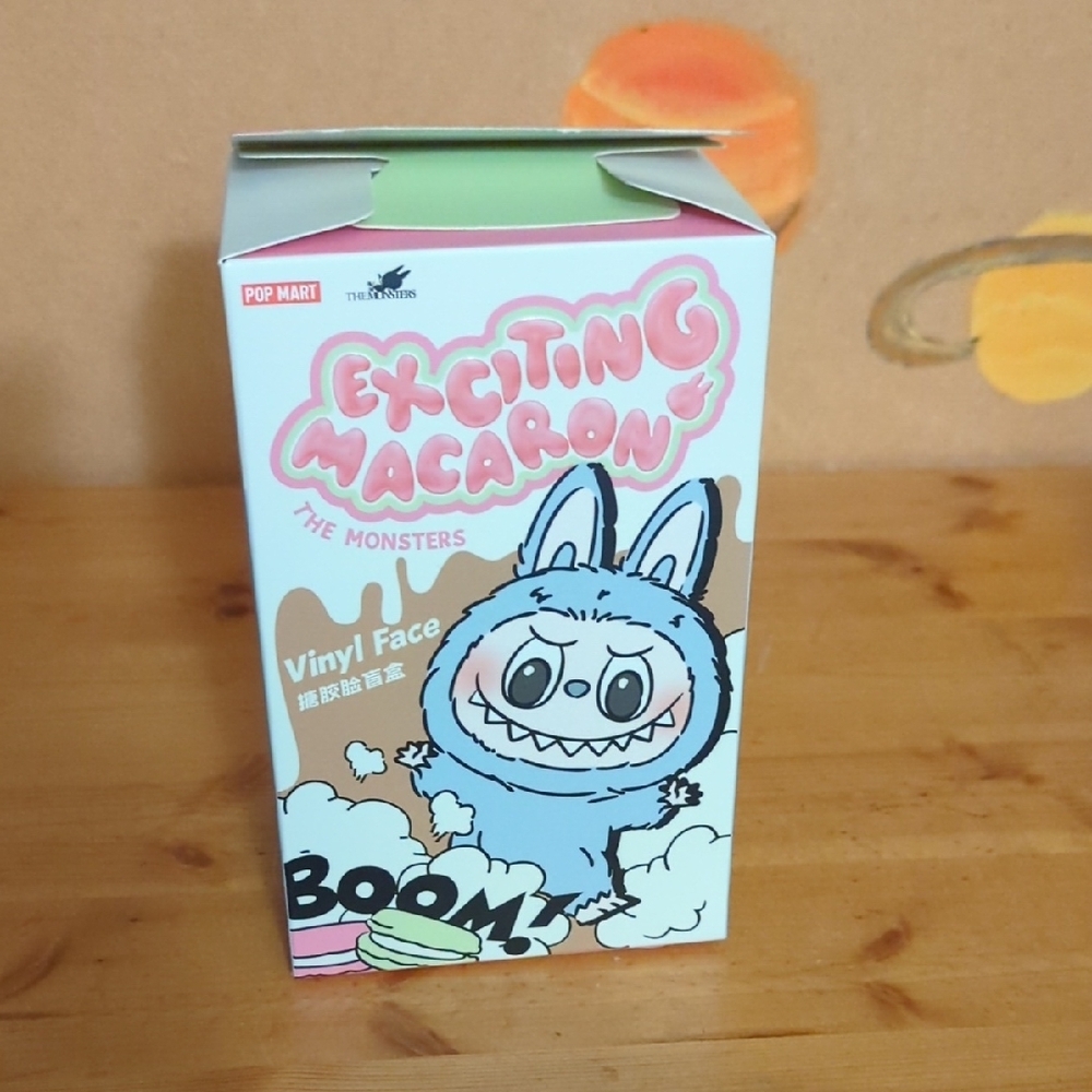 Exciting Macaron Labubu
